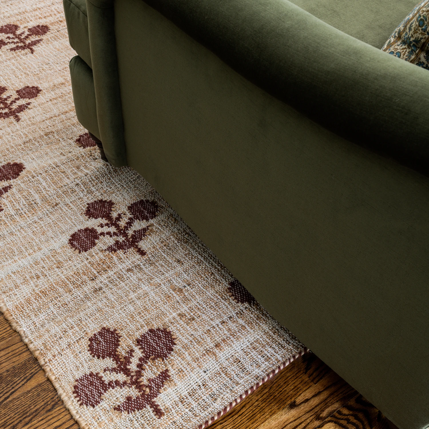 Orchard Bloom Rust Hand Woven Wool And Jute Area Rug 4 Orchard Bloom Rust Hand Woven Wool And Jute Area Rug - Image 4