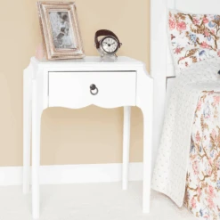 Wilshire One Drawer Traditional Nightstand In White 10 Wilshire One Drawer Traditional Nightstand In White -Famous Furniture Store 5321304 7