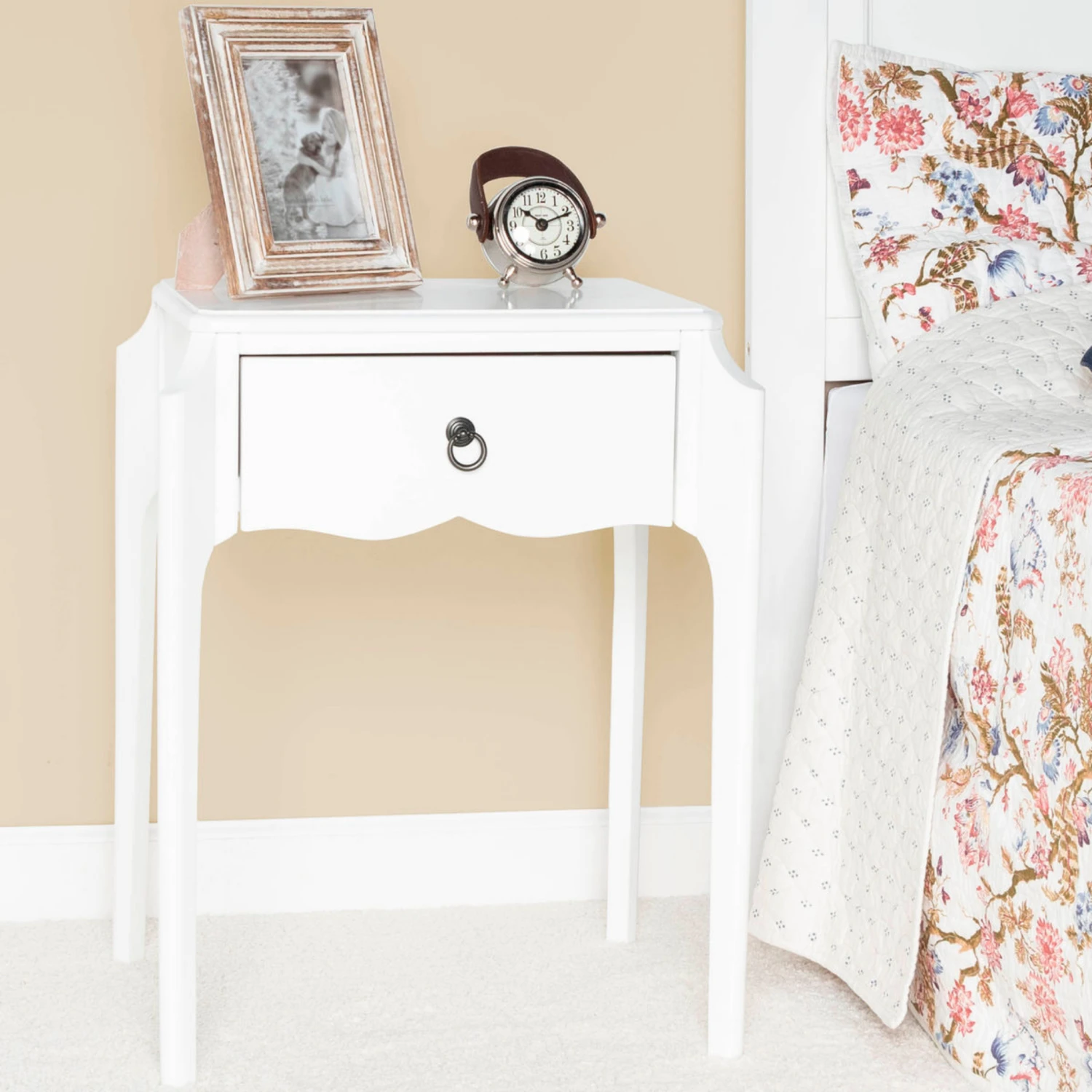 Wilshire One Drawer Traditional Nightstand In White 3 Wilshire One Drawer Traditional Nightstand In White - Image 3