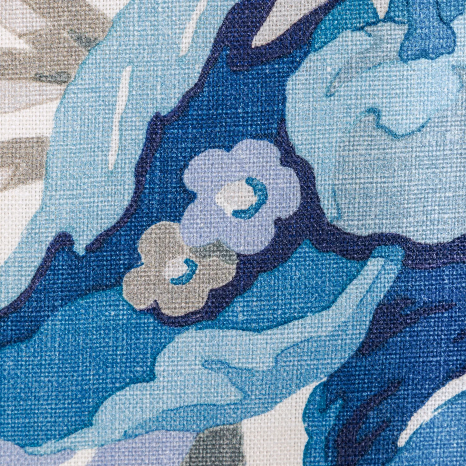 Brunschwig & Fils Ivory & Blue Horseshoe Bay Print Decorative Fabric 3 Brunschwig & Fils Ivory & Blue Horseshoe Bay Print Decorative Fabric - Image 3