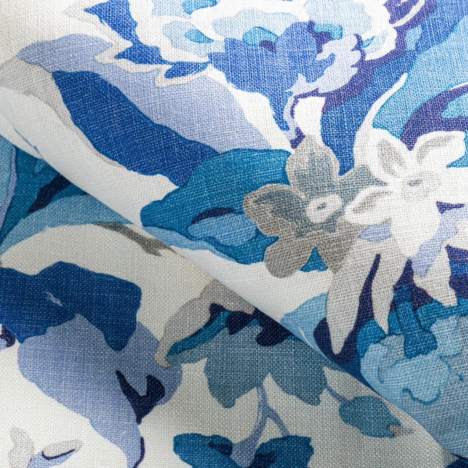 Brunschwig & Fils Ivory & Blue Horseshoe Bay Print Decorative Fabric 2 Brunschwig & Fils Ivory & Blue Horseshoe Bay Print Decorative Fabric - Image 2