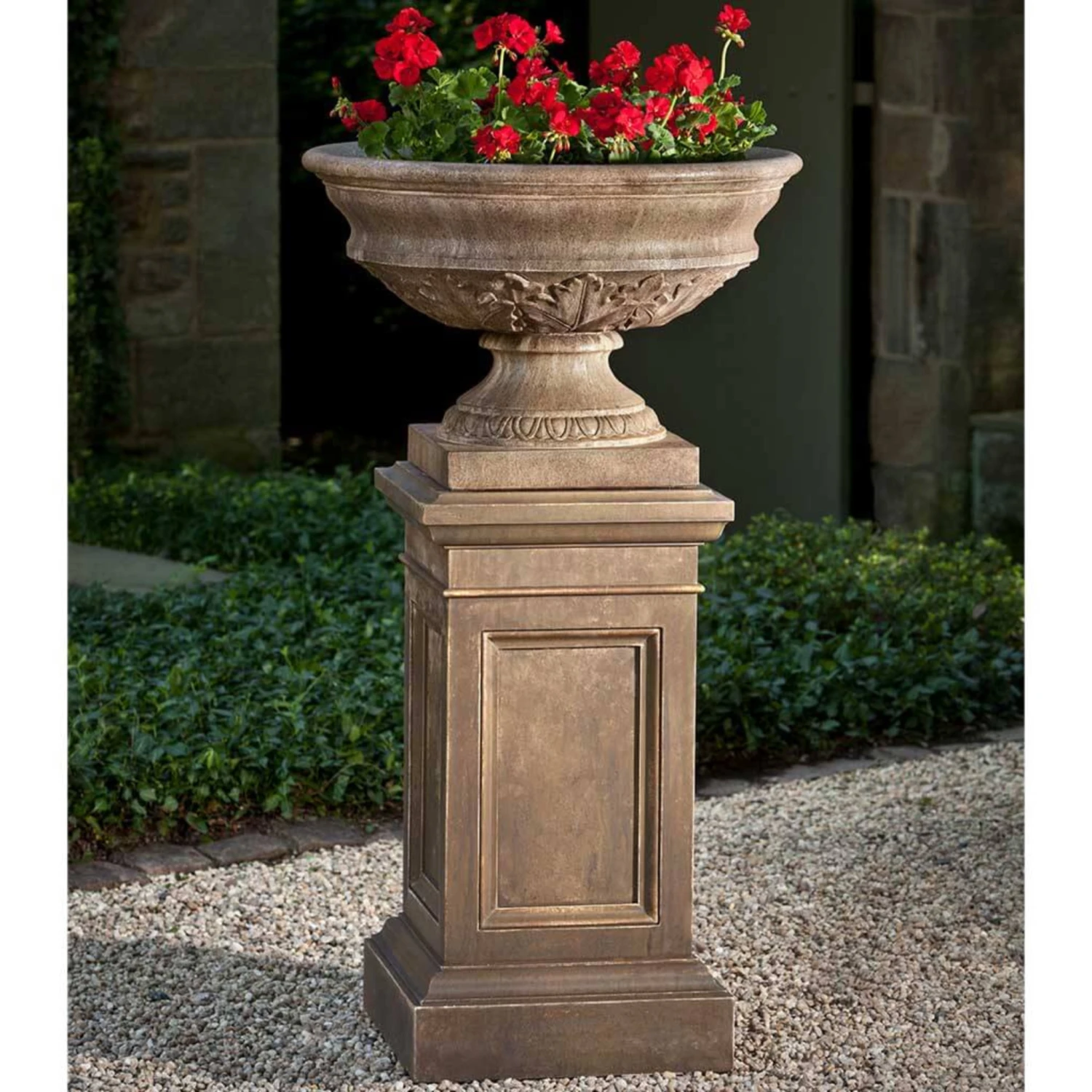 Coachhouse Urn With Pedestal 2 Coachhouse Urn With Pedestal - Image 2