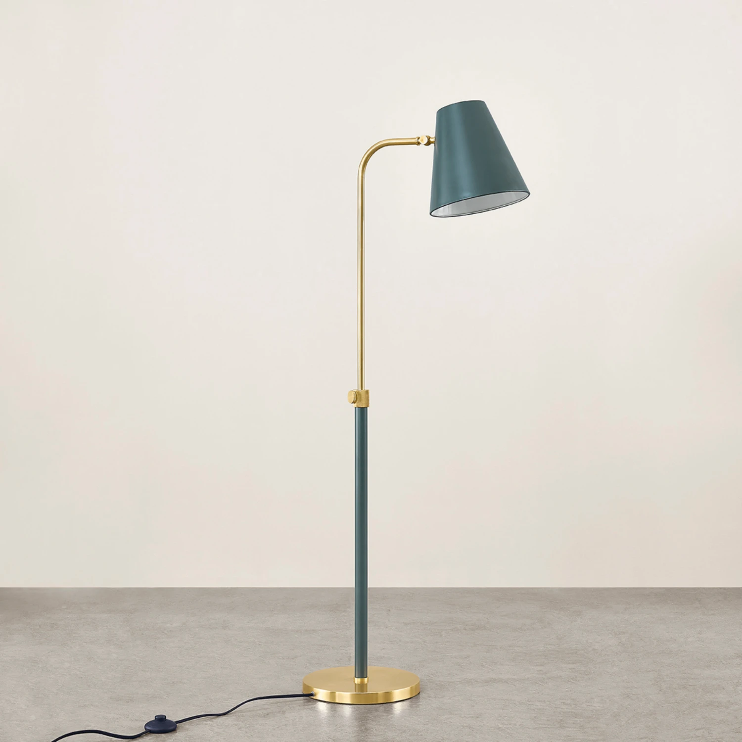 Georgann Floor Lamp 3 Georgann Floor Lamp - Image 3