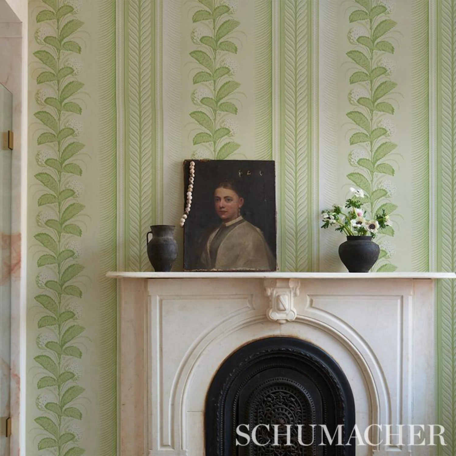 Schumacher Hydrangea Drape In Green Wallpaper 2 Schumacher Hydrangea Drape In Green Wallpaper - Image 2