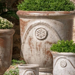 Set Of Four Avignon Planters 4 Set Of Four Avignon Planters -Famous Furniture Store avignon 3