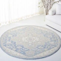 Safavieh Blue & Ivory Traditional Hand Woven Wool Area Rug -Famous Furniture Store blue and ivory traditional hand woven wool area rug rugs the well appointed house 11 fbf64a5c aee1 44af b285 6227ae657674