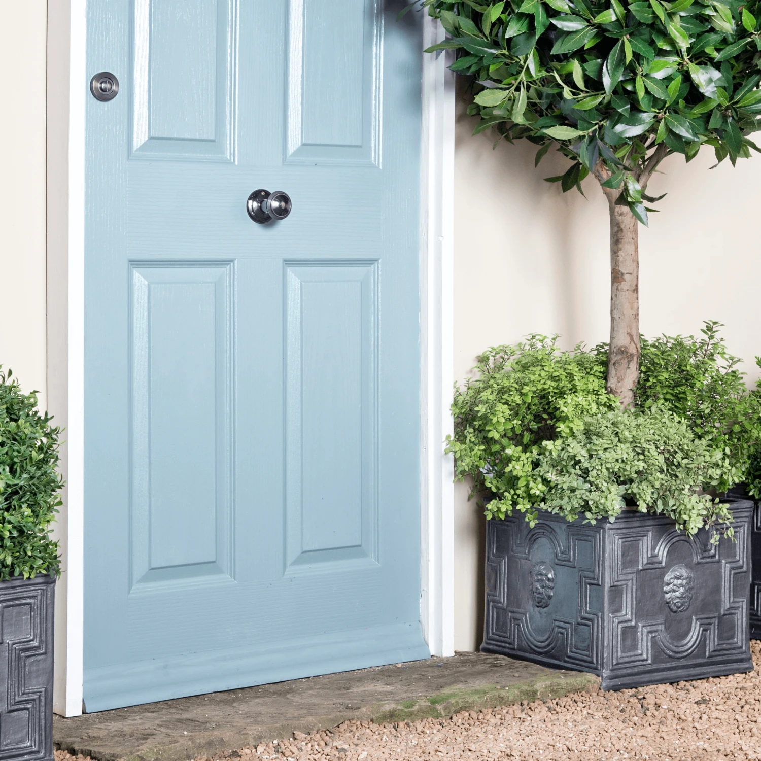 Elizabethan Outdoor Square Garden Planter 4 Elizabethan Outdoor Square Garden Planter - Image 4