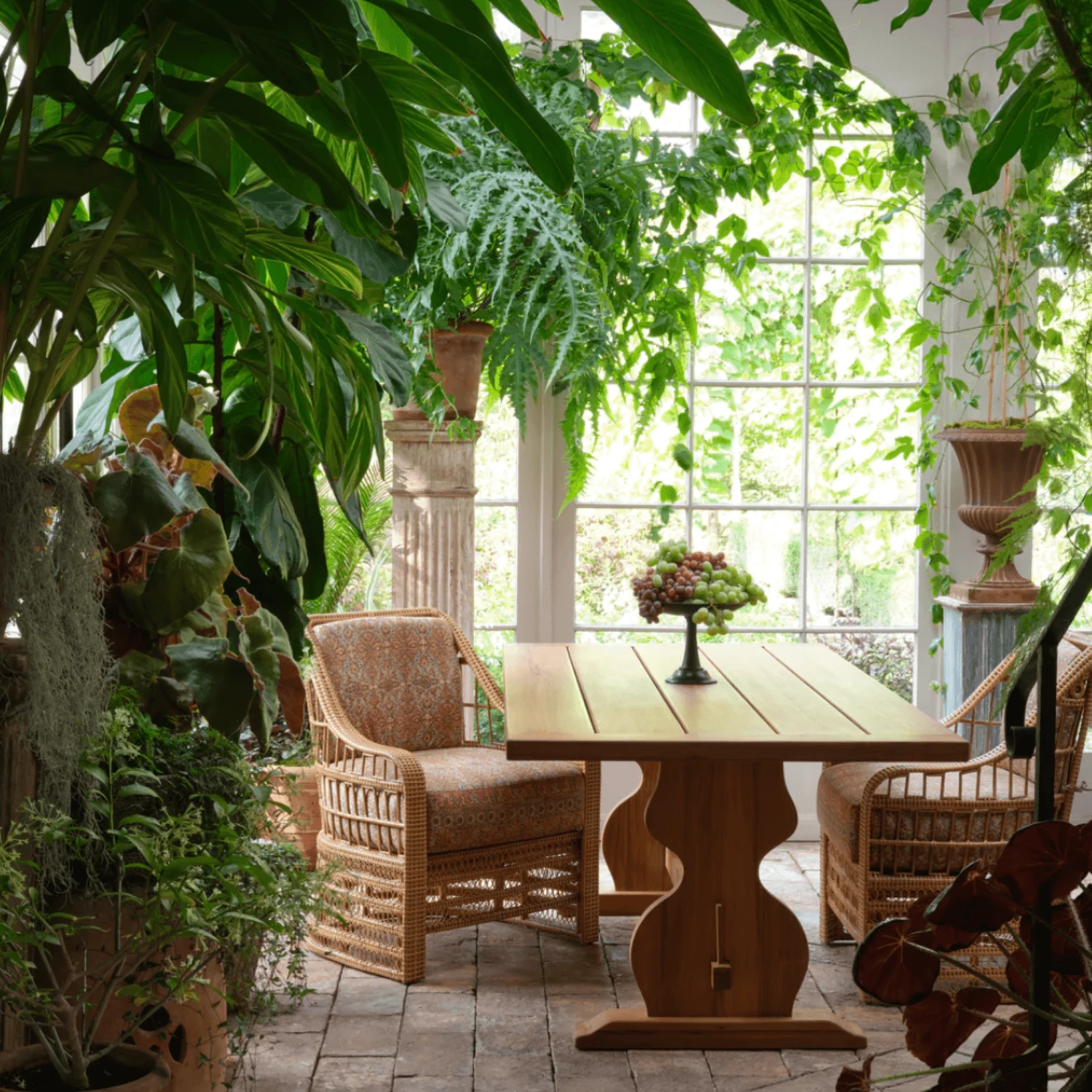 Graham Dining Table 4 Graham Dining Table - Image 4