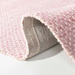 Safavieh Hand Loomed Pink Wool Area Rug 10 Safavieh Hand Loomed Pink Wool Area Rug -Famous Furniture Store hand loomed pink wool area rug rugs the well appointed house 4