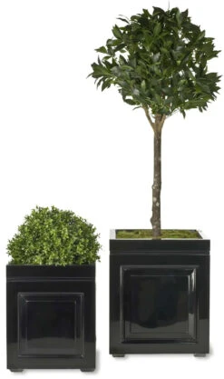 London Outdoor Garden Planter In Black