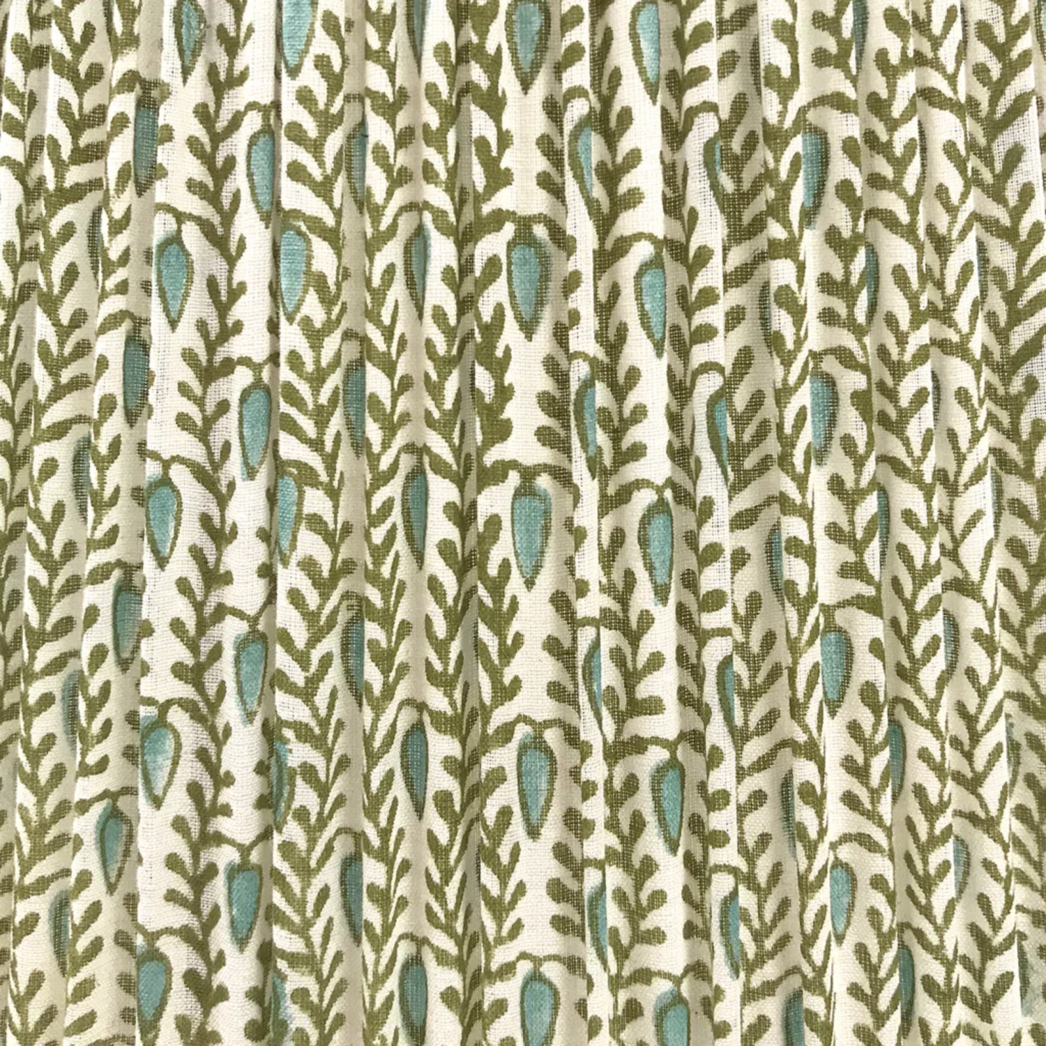 Putnam Spring Fabric Lampshade 3 Putnam Spring Fabric Lampshade - Image 3