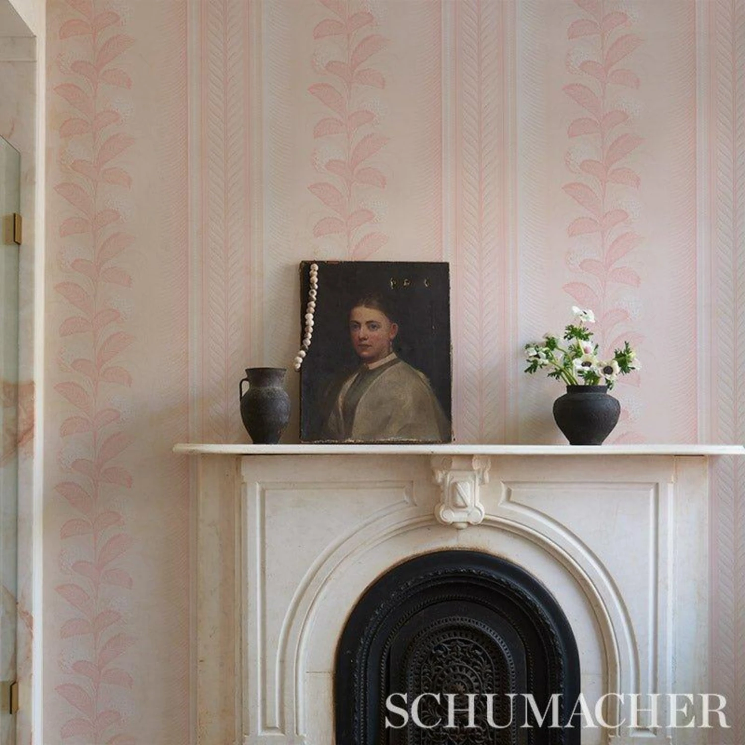 Schumacher Hydrangea Drape Wallpaper In Blush 2 Schumacher Hydrangea Drape Wallpaper In Blush - Image 2