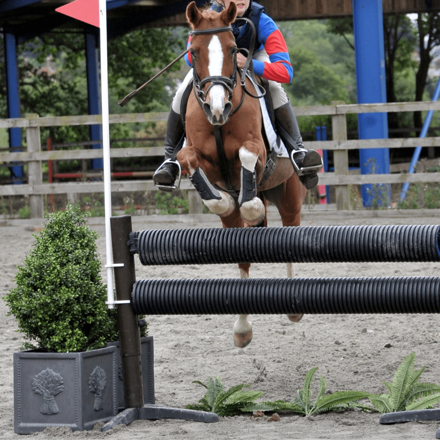 Wheatsheaf Garden Planter 2 Wheatsheaf Garden Planter - Image 2