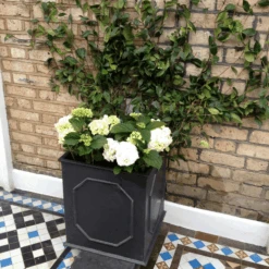 William Traditional Garden Planter 21 William Traditional Garden Planter -Famous Furniture Store william traditional garden planter outdoor planters the well appointed house 10